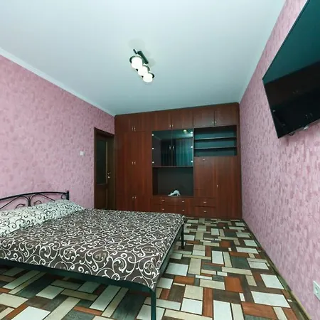 на григоренко 16 м позняки , 8этаж Apartman